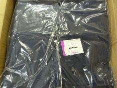 *765 Crushed Taffeta Napkins (195x Blue Steel, 570x Sea Blue)