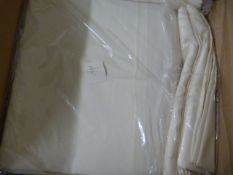 *17 White Poly Cotton 132