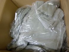 *804 Organza Bows (290x Cerise, 114x Red, 400x Silver)