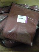 *20 Burgundy Polycotton 108