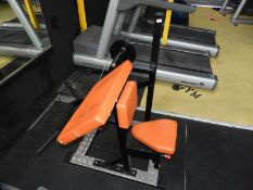 Seated Bicep Curl Loose Loaded Machine