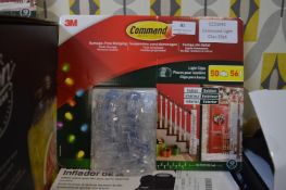 *Command Damage Free Light Clips 50pk