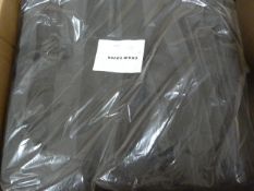 *50 Black Damask Chair Covers