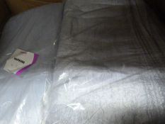 *760 Ice Crushed Taffeta Napkins