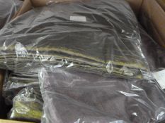 *10 Emerald & 23 Violet Crushed Taffeta 120