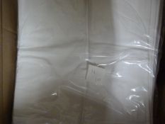 *70 White Chair Covers