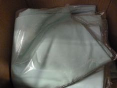 *11 Eau De Nil & 11 Red Polycotton 120