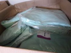 *17 Eau De Nil & 16 Pink Polycotton 90