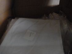 *22 White Polycotton 90x90