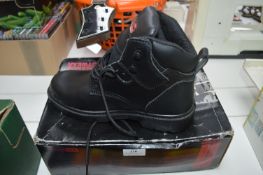 Pair of Black Trekking Boots UK Size: 7