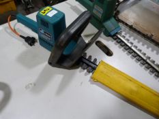 Black & Decker Hedge Trimmer