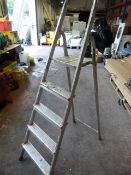 Set of Aluminium Decorating Steps