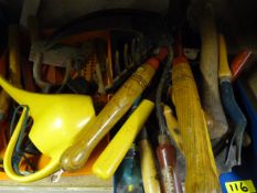 Quantity of Garden Hand Tools