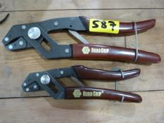 Two Pairs of Robogrips