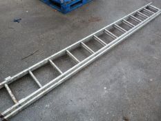 26 Tread Extending Ladder