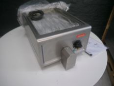 *Electric Griddle Pan NEGP 4-60 AM Nayati electric griddle pan (240v) this item is brand new, 380
