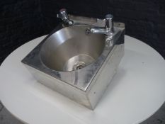 * Handwash sink Hand wash sink