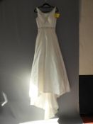 *White Wedding Dress