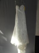 *Windsor Ivory Wedding Dress Size: 8