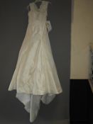 *Christine Dando White Wedding Dress Size: 8