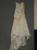 *Size: 14 White Wedding Dress