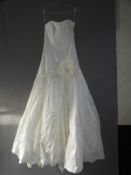 *After Six White Wedding Dress Size: 8