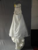 *White Wedding Dress