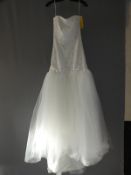 *After Six Ivory Wedding Dress Size: 6