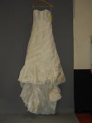 *Jade Daniels Ivory Wedding Dress Size: 8