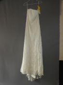 *Sandals Ivory Wedding Dress Size: 2