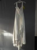 *Dessy Collection Wedding Dress Size: 14