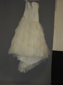 *Size: 10 Ivory Wedding Dress by Alfred Sung