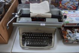 Underwood Vintage Typewriter