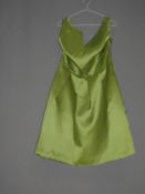*Size: 14 Green Bridesmaid Dress by Alfred Sung (899/8106)