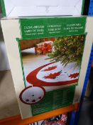 *Christmas Tree Skirt