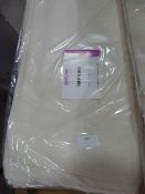 *50 Ivory/White Napkins