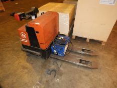 *BT Battery Powered Pallet Truck with Charger (Con