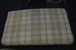 *Silentnight Dog Bed Size: Large (Beige Plaid)