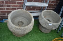 Pair of Garden Planters - Tulip Design