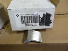 *Box of 32mm Angled Brushed Nickel Handles