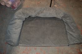 *Silentnight Signature Graphite Dog Bed Size: Medi