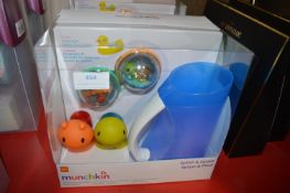 *Munchkins Bathroom Set with Inflatable Safety Duc