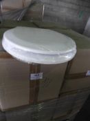 *Box of 6 Nova Toilet Seats (White) 8040WP
