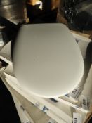 *Avant Gard Toilet Seat with Standard Stainless St