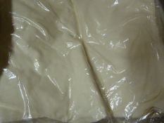 *60 Ivory Polycotton Chair Covers