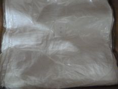 *74 White Crushed Taffeta Chair Covers