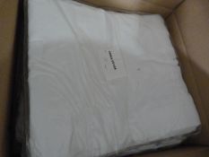 *80 White Polycotton Chair Covers