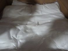 *80 White Polycotton Chair Covers