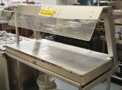 1 x Lincat Hot Plate Food Warmer - 240v - H56 x W113 x D55 cms - Ref BB188 TF - CL351 - Location: