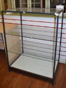 1 x Shelf Unit With Metal Frame and Glass Shelves - H122 x W90 x D60 cms - Ref BB1530 GF - CL351 -